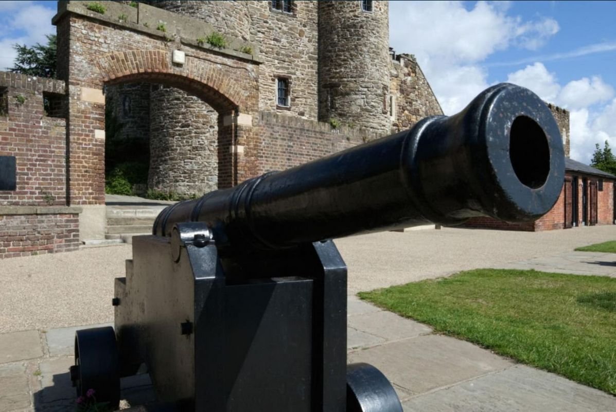 Cannon in the Gun Garden beside the medieval Ypres Tower in Rye